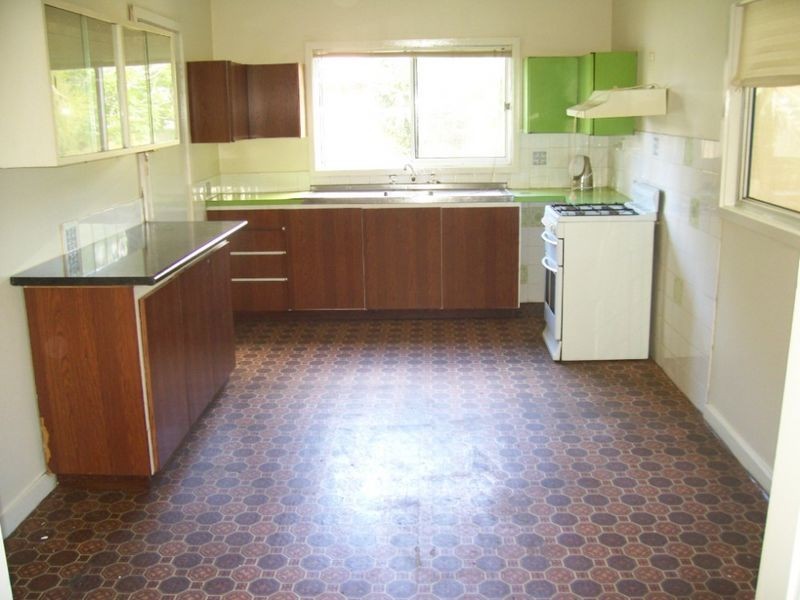 19 Yorla Road, Carey Park WA 6230