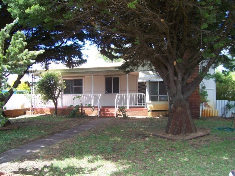 19 Yorla Road, Carey Park WA 6230