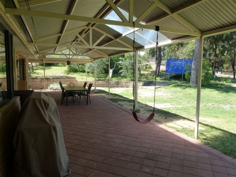 30 Samrose Road, Dalyellup WA 6230