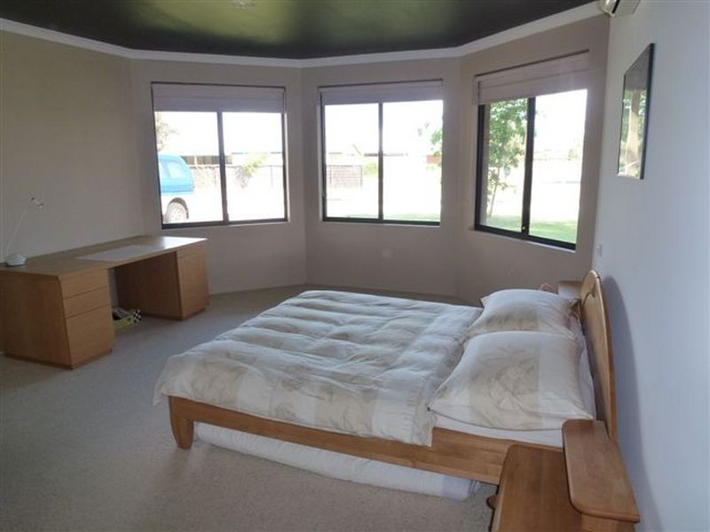 30 Samrose Road, Dalyellup WA 6230