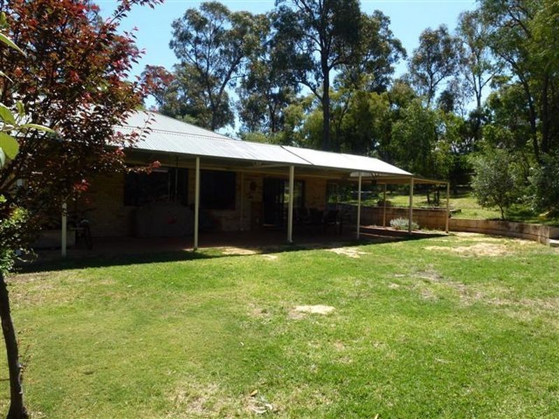 30 Samrose Road, Dalyellup WA 6230