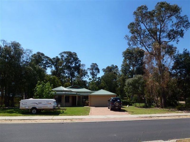 30 Samrose Road, Dalyellup WA 6230