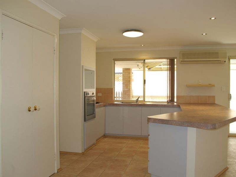 10 Flinders Street, Eaton WA 6232