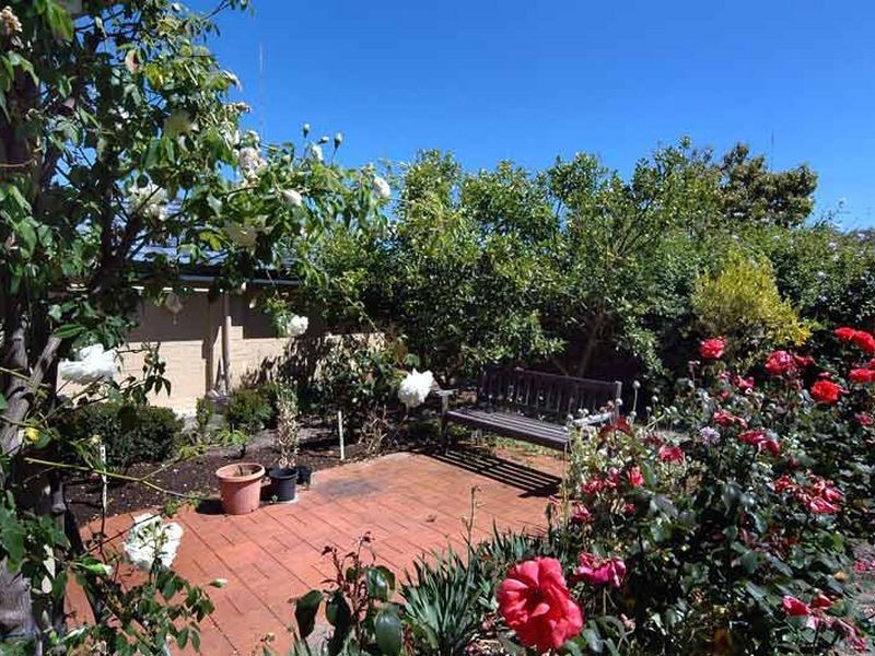 279 Old Coast Road, Australind WA 6233