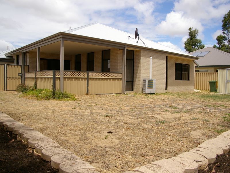 3 Swan Avenue, Eaton WA 6232