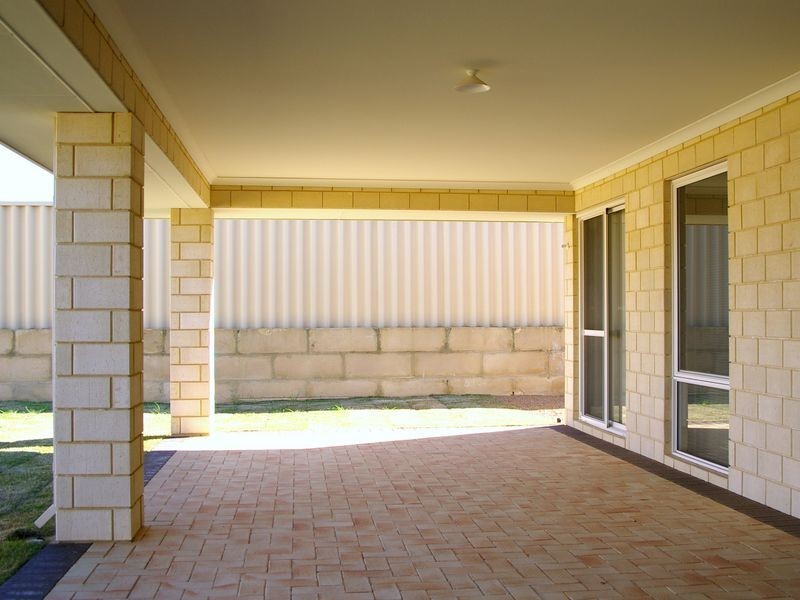 140 Hornibrook Road, Dalyellup WA 6230