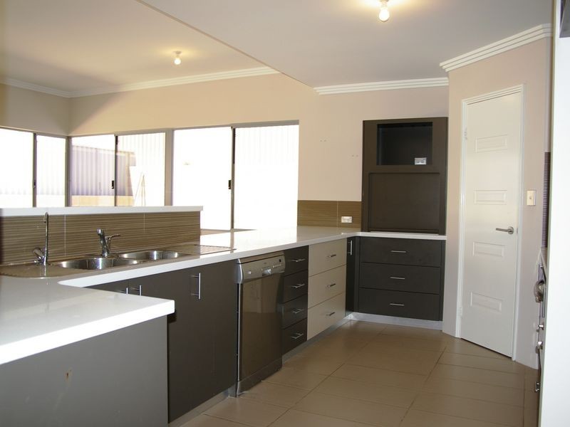 14 Rodondo Street, Dalyellup WA 6230