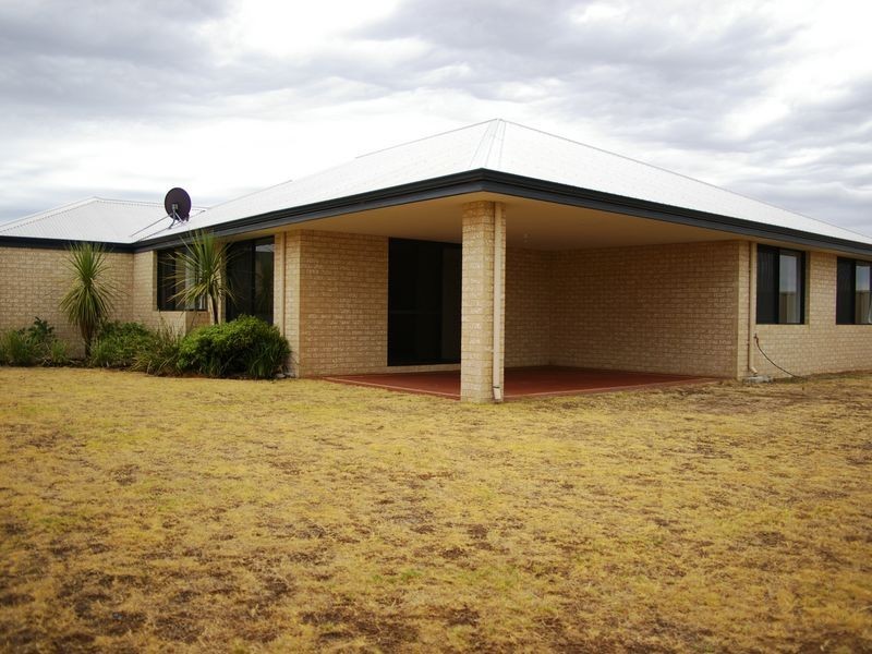 47 Walton Approach, Dalyellup WA 6230