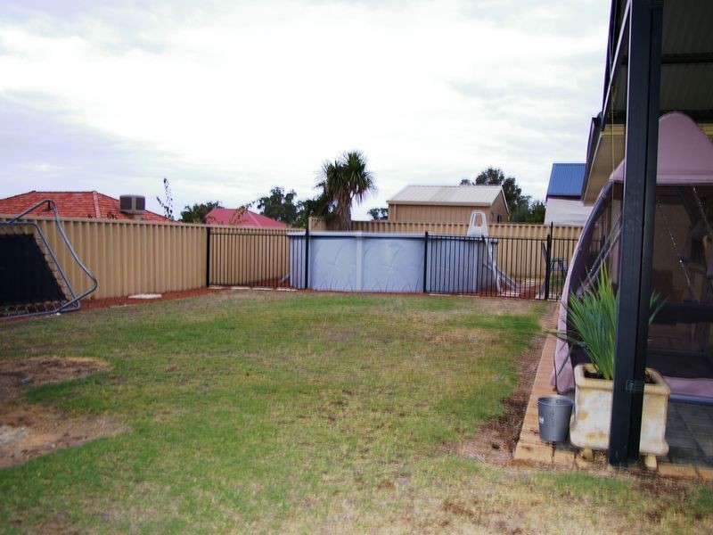 3 Wandoo Road, Dalyellup WA 6230