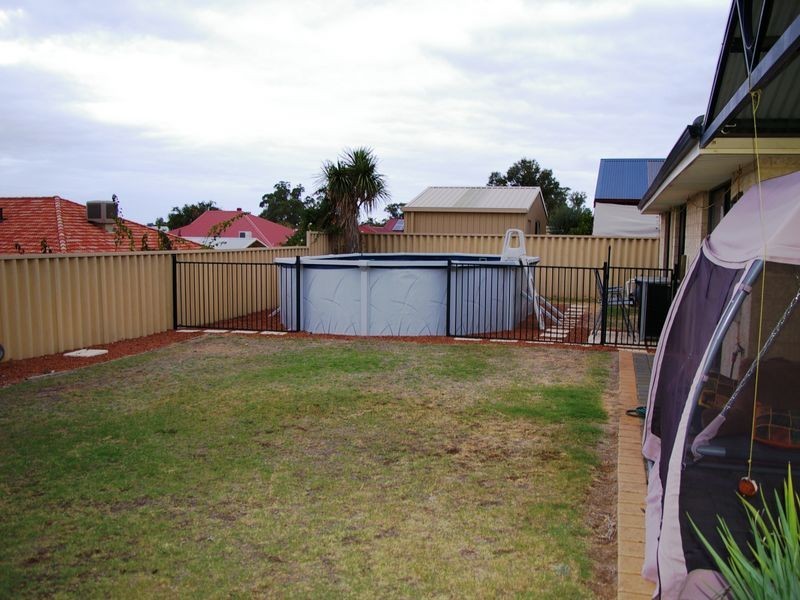 3 Wandoo Road, Dalyellup WA 6230