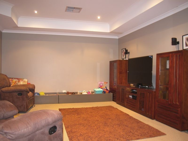 35 Diamond Street, Dalyellup WA 6230