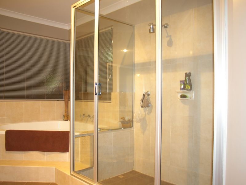 35 Diamond Street, Dalyellup WA 6230