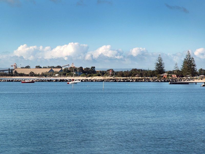 6/23 Casuarina Drive, Bunbury WA 6230