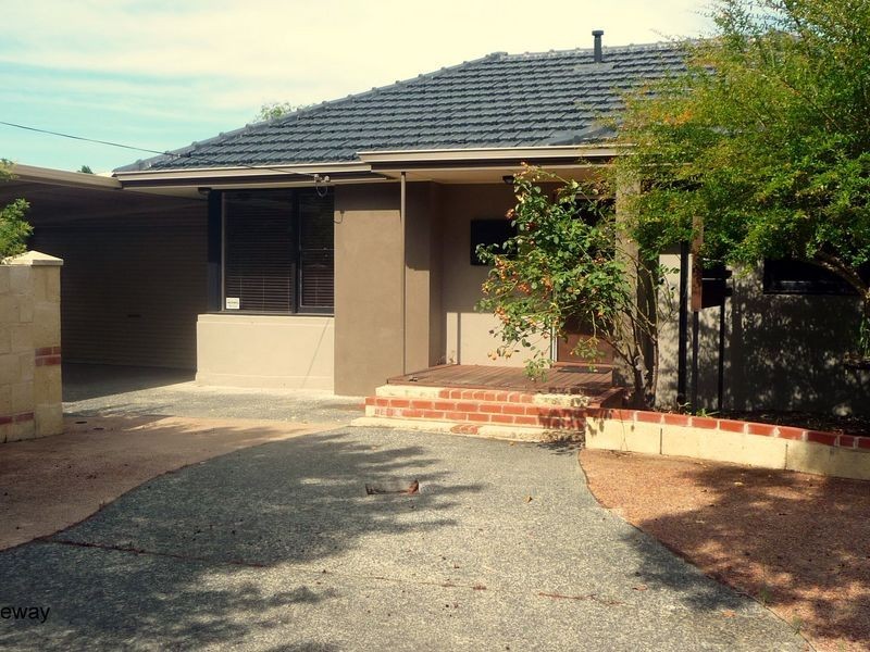 31 Knight Street, Withers WA 6230