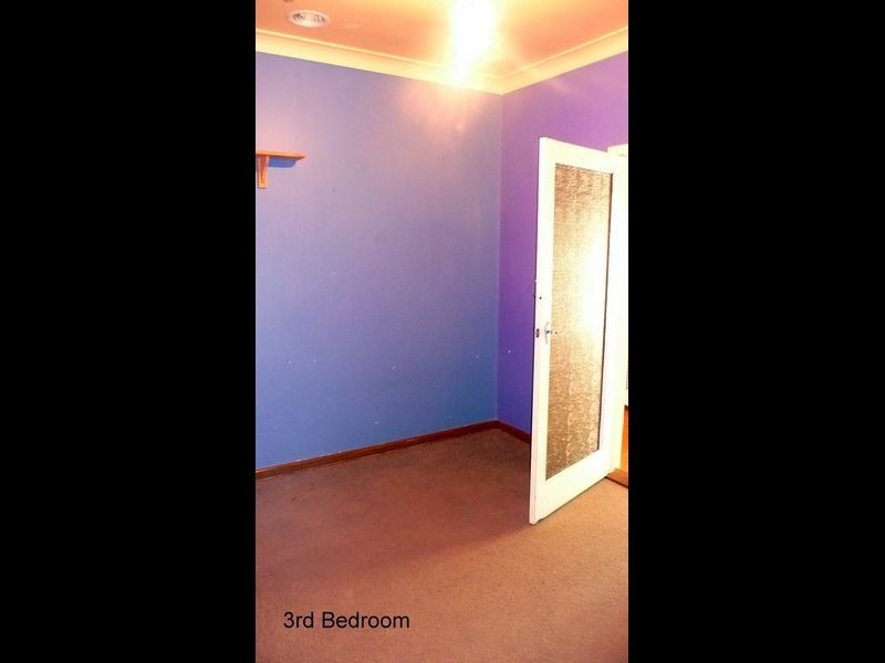 31 Knight Street, Withers WA 6230