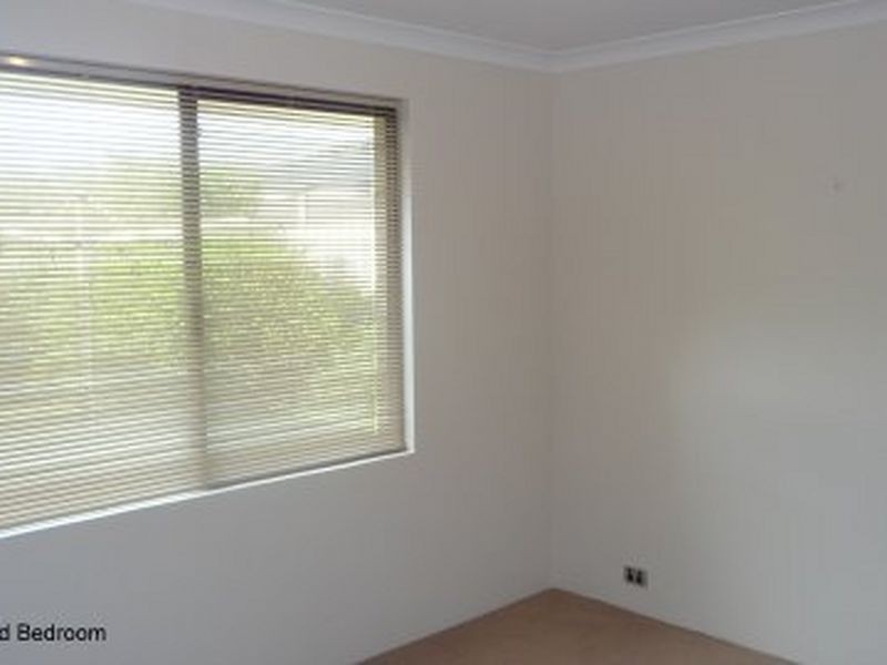 37 Azurite, Australind WA 6233