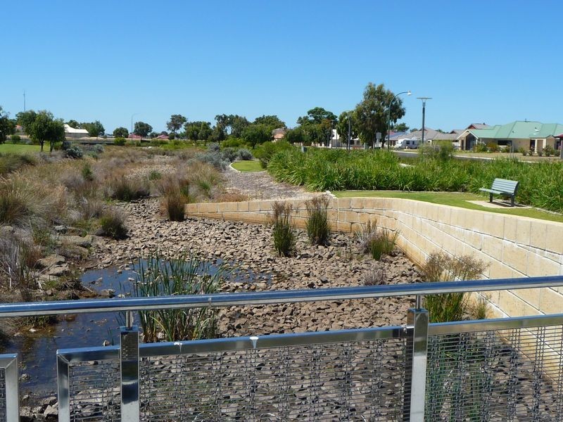 37 Azurite, Australind WA 6233