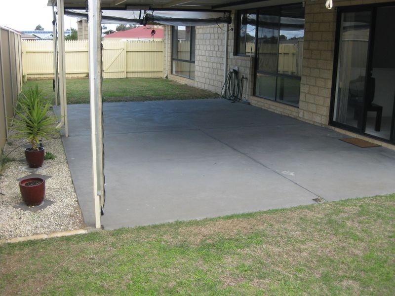 14 B Palomino Close, Eaton WA 6232