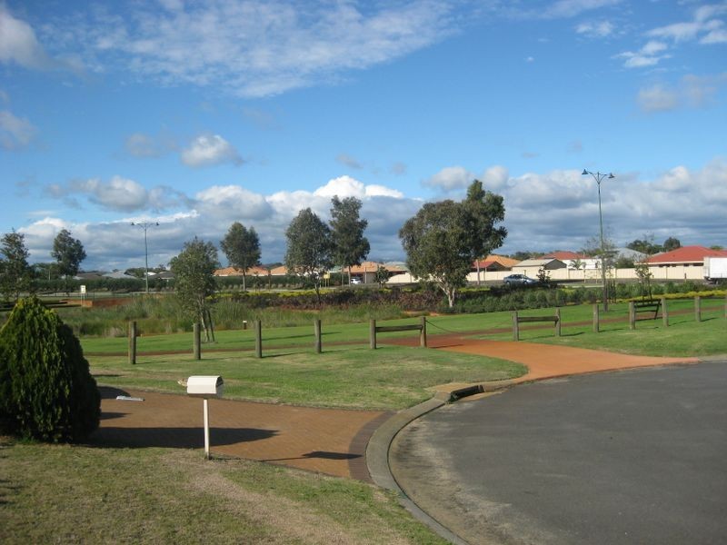 14 B Palomino Close, Eaton WA 6232