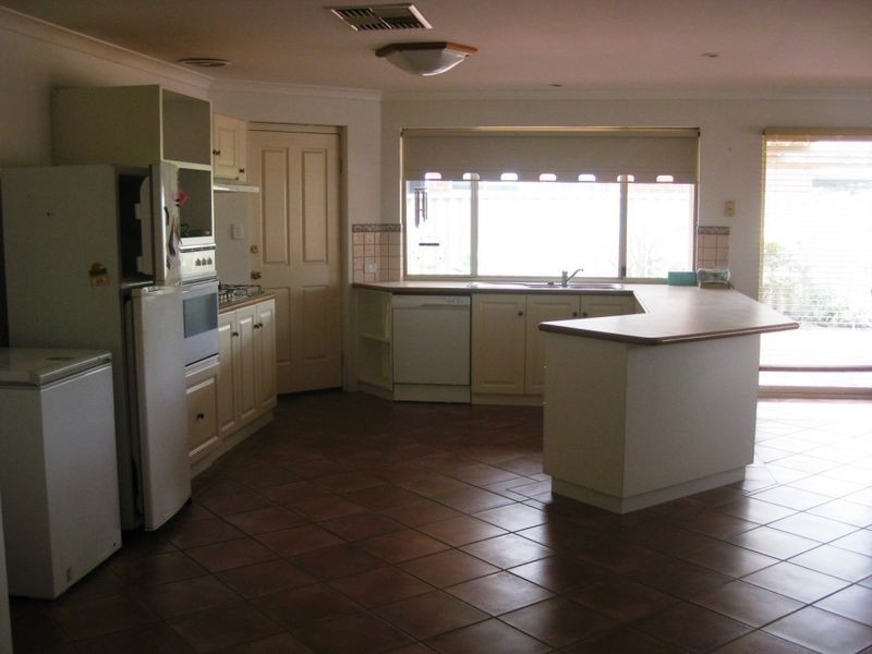 9 Willis Cove, Bunbury WA 6230