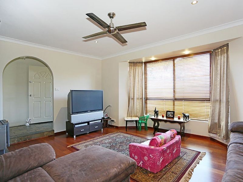 16 Sanford Way, Eaton WA 6232