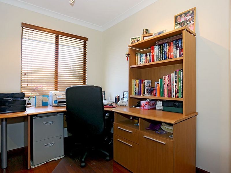 16 Sanford Way, Eaton WA 6232