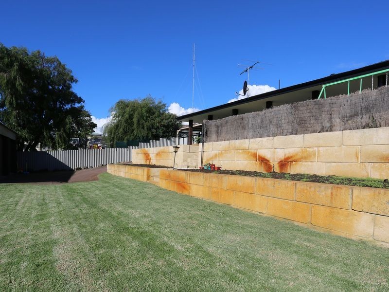 16 Sanford Way, Eaton WA 6232