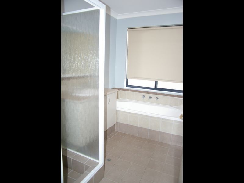 5 Graphite Turn, Dalyellup WA 6230