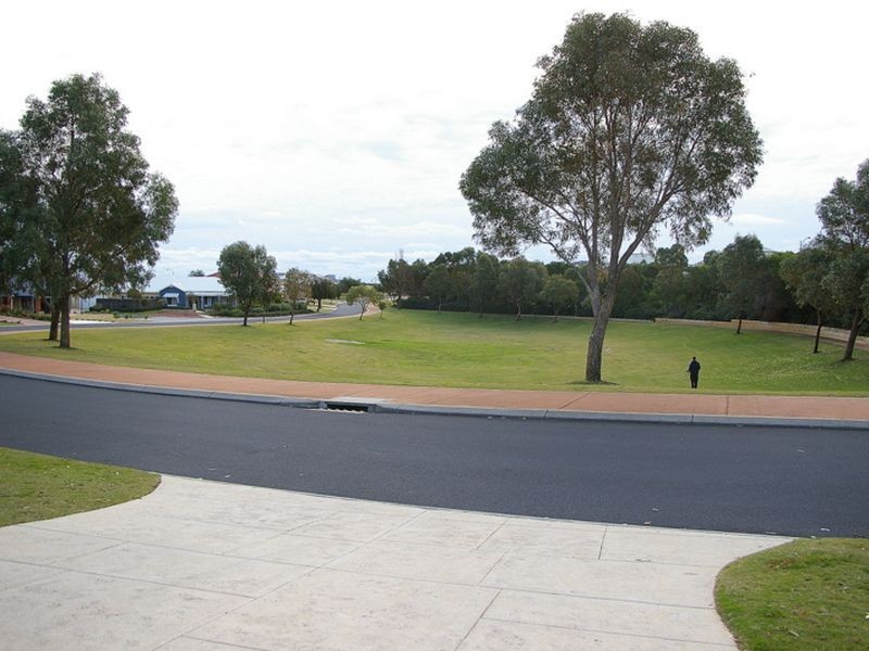 23 Daablone Vista, Dalyellup WA 6230