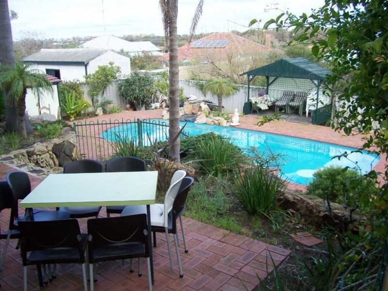 15 Tingle Street, South Bunbury WA 6230