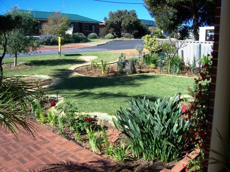 15 Tingle Street, South Bunbury WA 6230