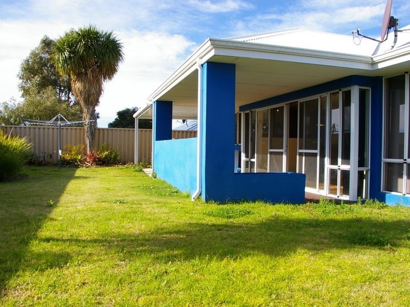 24 Wentworth Drive, Dalyellup WA 6230