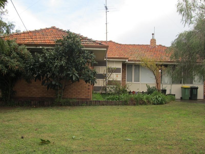 11 Knight Street, Withers WA 6230