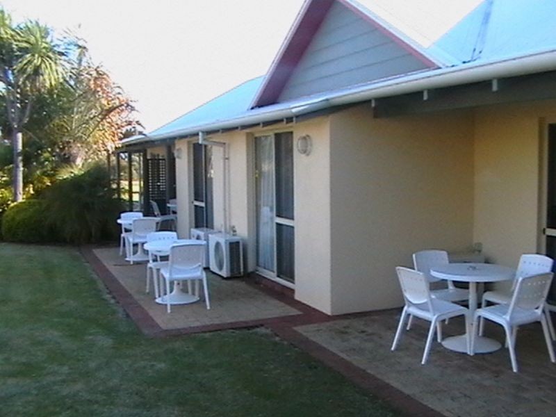 17/105 Old Coast Road, Pelican Point WA 6230