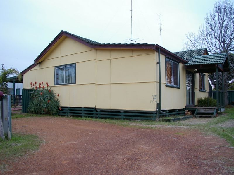 15 Kimber Street, Carey Park WA 6230