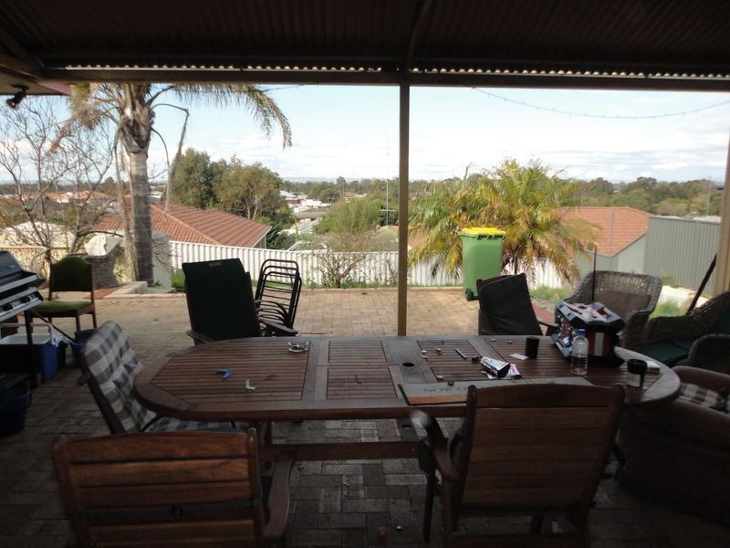 9 Wallaroo Way, Australind WA 6233