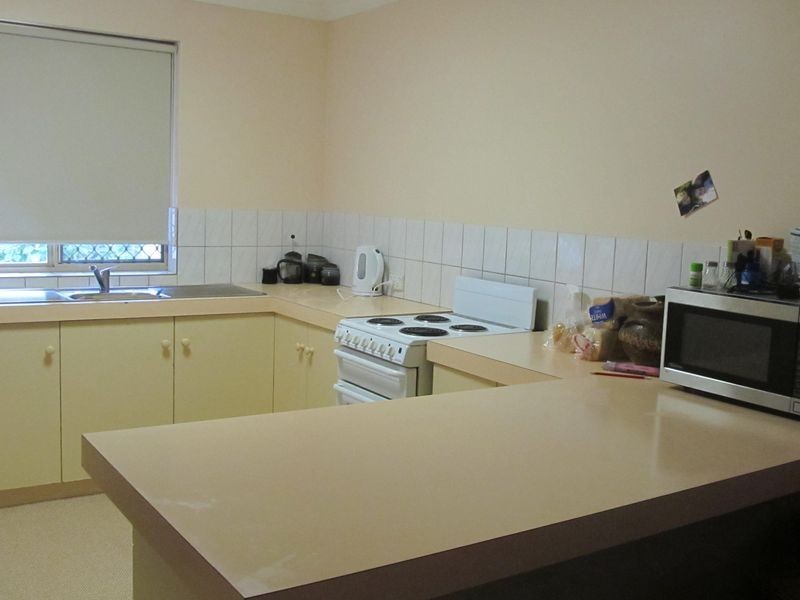 9/104 Paris Road, Australind WA 6233