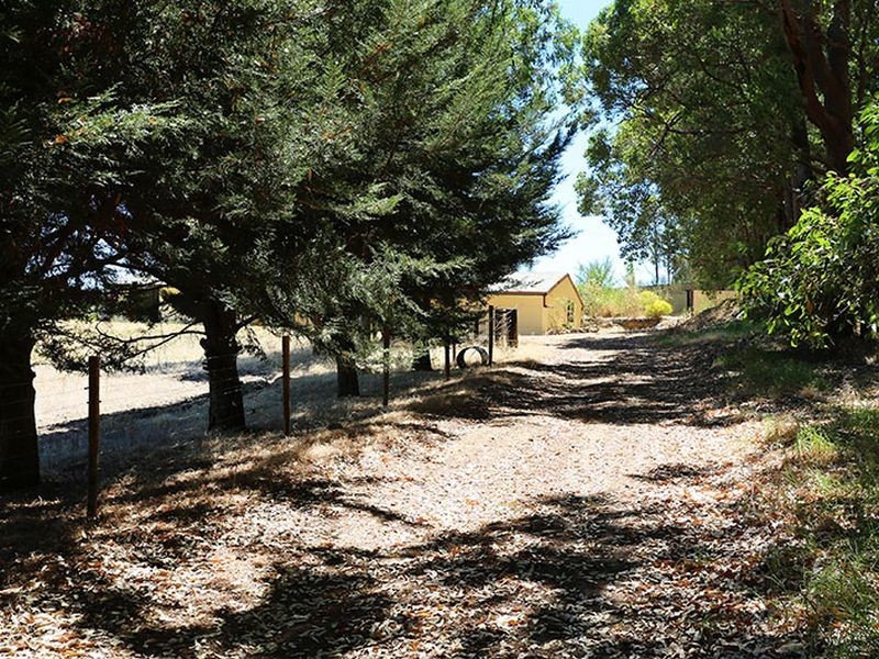 2 Hamilton Street, Donnybrook WA 6239