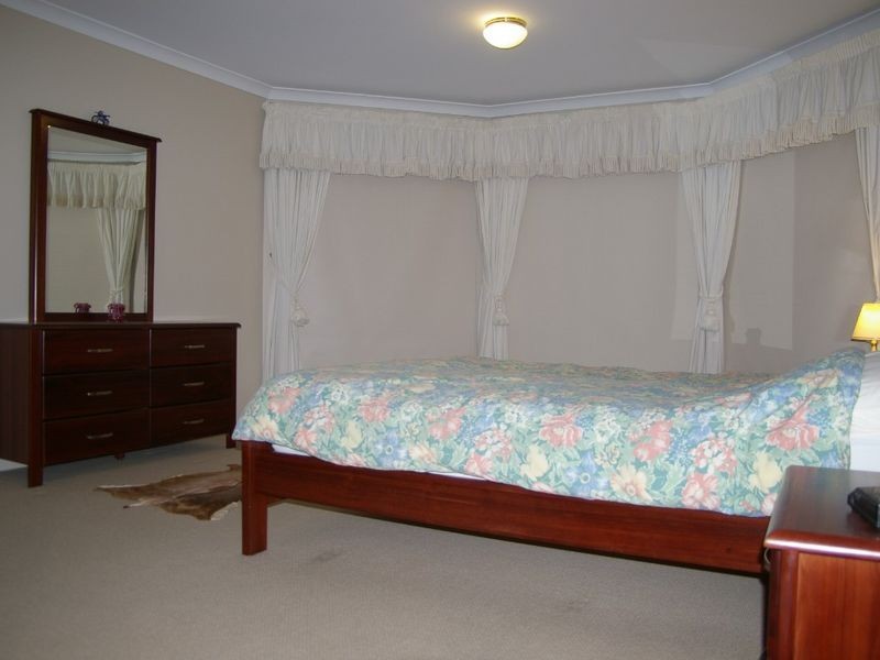 48 Hornibrook Road, Dalyellup WA 6230