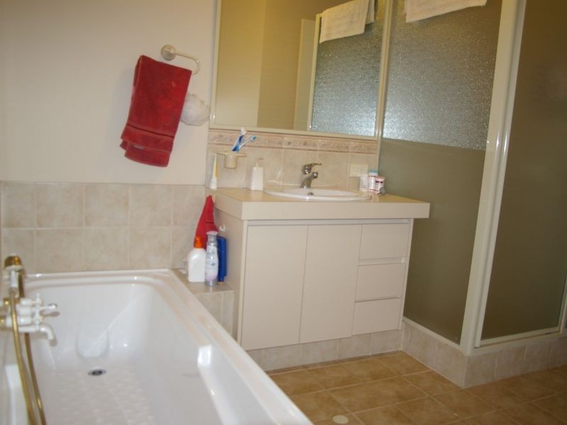 48 Hornibrook Road, Dalyellup WA 6230