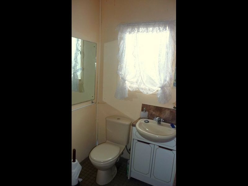 72 Johnston St, Collie WA 6225