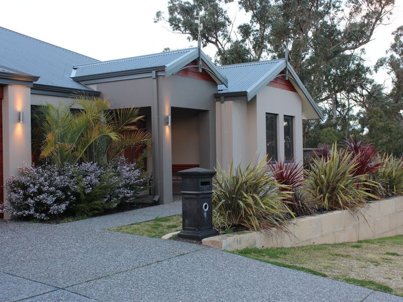 35 Diamond Street, Dalyellup WA 6230