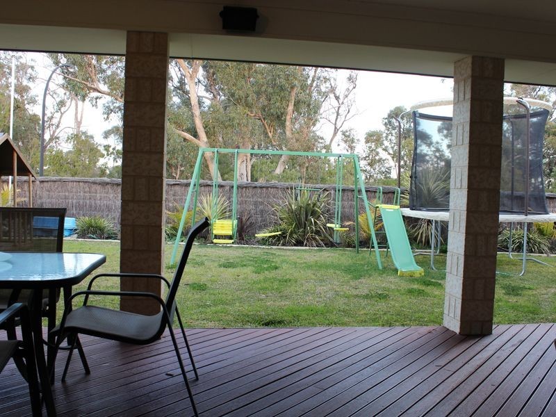 35 Diamond Street, Dalyellup WA 6230