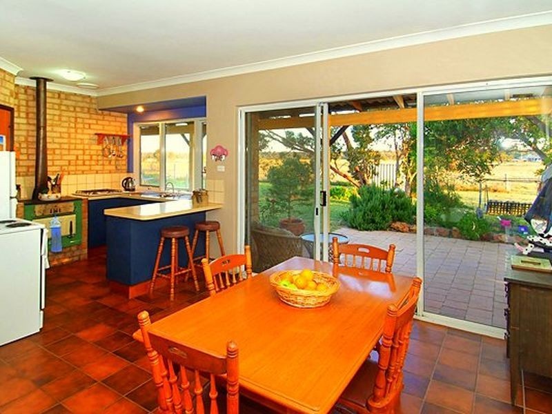 75 Lockville Road, Busselton WA 6280