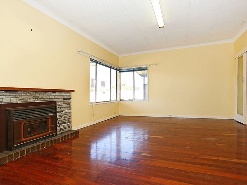 37 Wallrodt Crescent, Glen Iris WA 6230