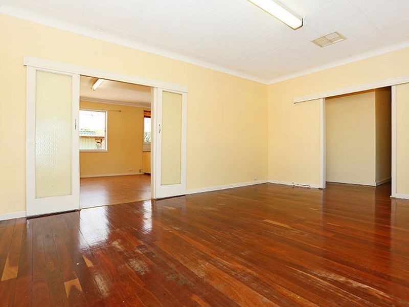 37 Wallrodt Crescent, Glen Iris WA 6230