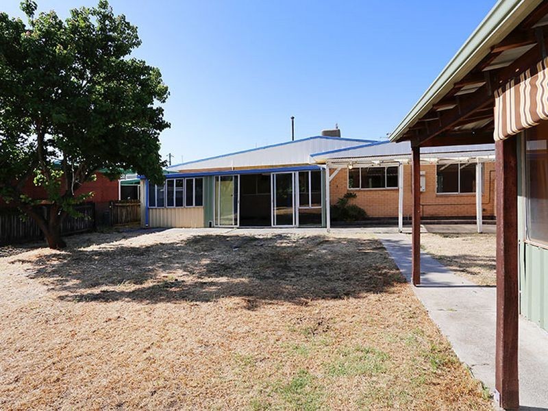 37 Wallrodt Crescent, Glen Iris WA 6230