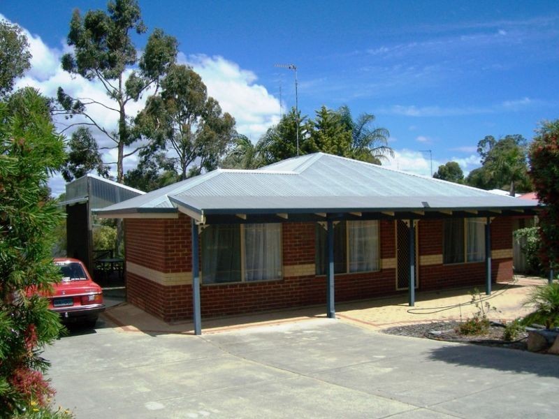 62 Winthrop Avenue, College Grove WA 6230