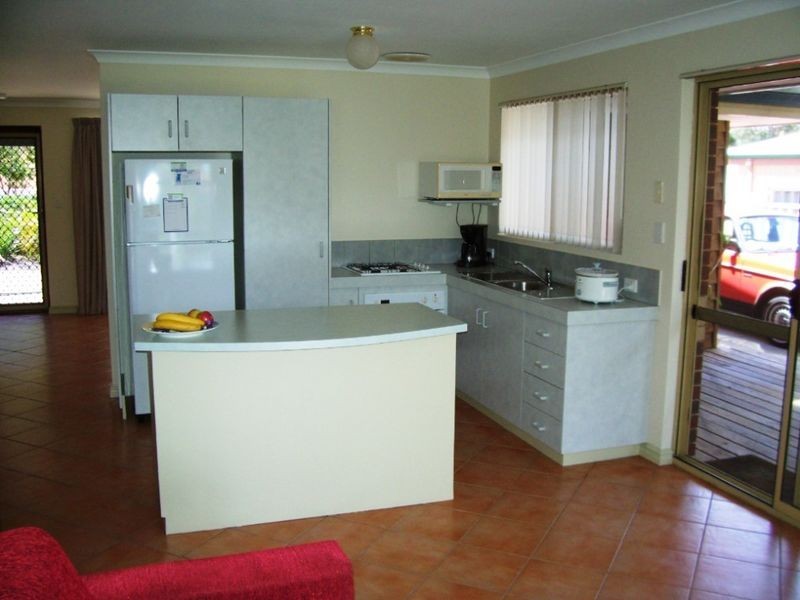 62 Winthrop Avenue, College Grove WA 6230