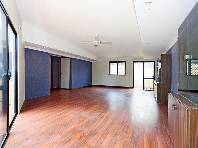 1 Dunbarton Way, Withers WA 6230